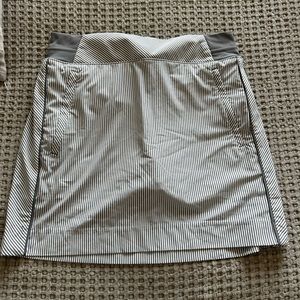 Athleta skirt size 4